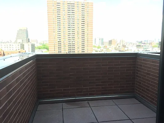 Rented by Peter Ashe | media 38