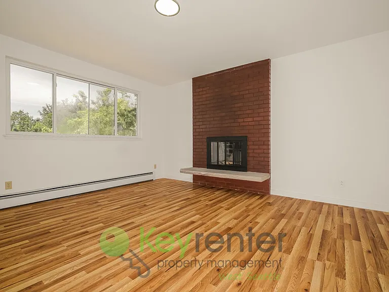 15433 22nd Ave SW — Photo 9