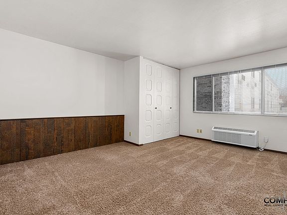 4th image of 1025 W Macarthur Ave #134