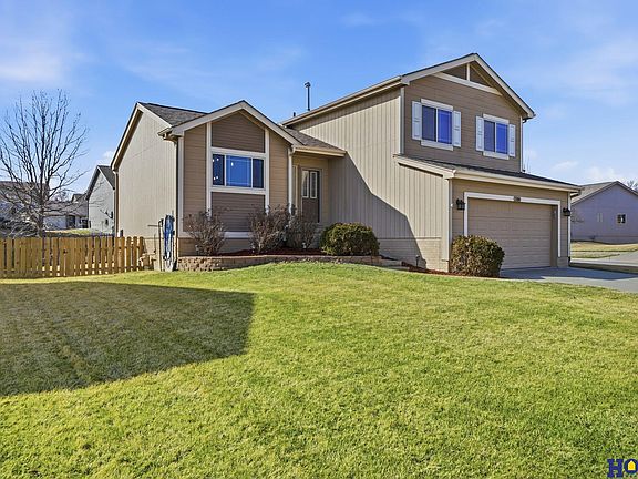 4th image of 5804 S 191st St