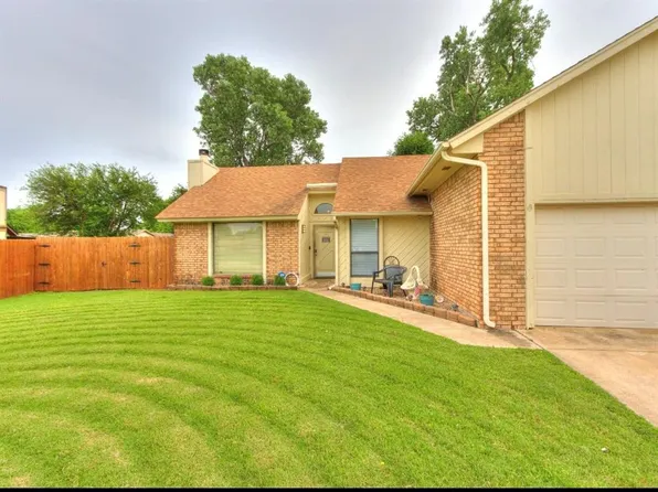 302 W Branches Way, Mustang, OK 73064