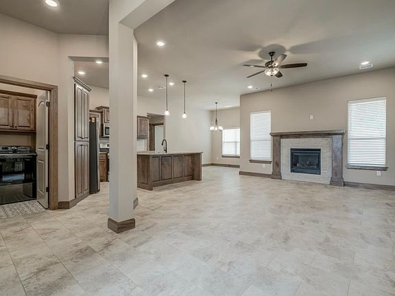 3rd image of 2504 Taylor Manor Ct