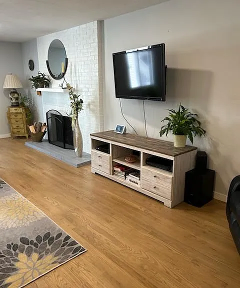 3373 S Monaco Pkwy — Photo 3