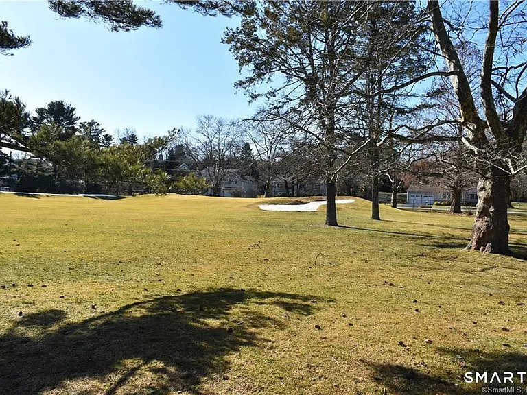 12 Southfield Rd — Photo 24