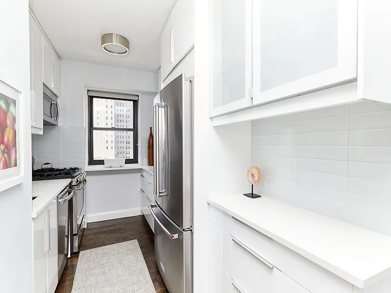 345 E 80th St #15J — Photo 8