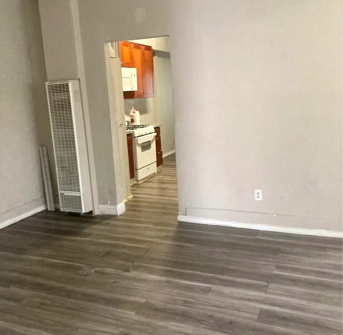 2 bed, 900 sqft, $1,550 — Photo 3