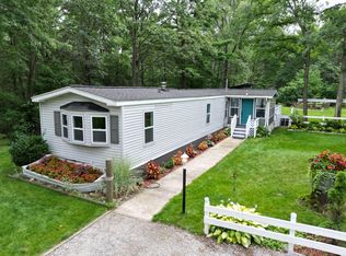 5930 Meeuwenberg Dr, Twin Lake, MI 49457
