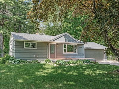 13294 Andrews Ave, Lindstrom, MN, 55045