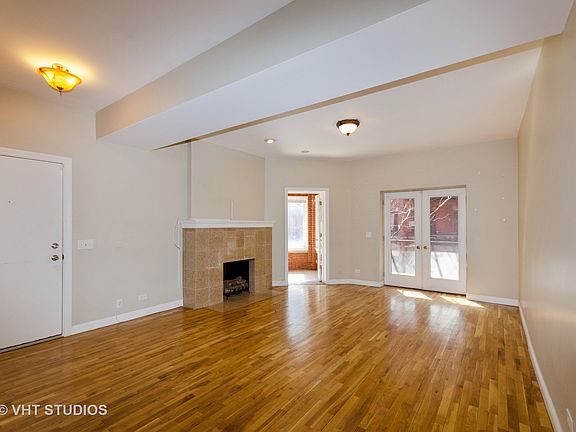 3rd image of 5938 S King Dr Unit 2