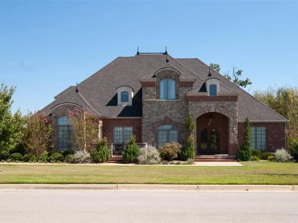 138 S Sheeks Dr, Mountain Home, AR 72653