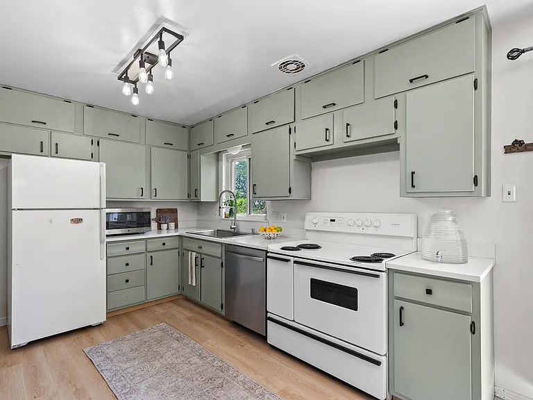 598 S Swadley St — Photo 16