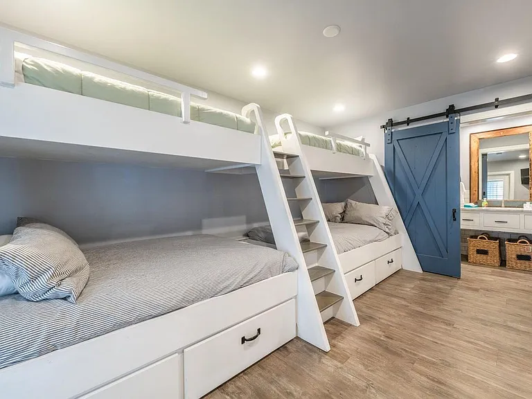 1325 Lowell Ave #5000 — Photo 14