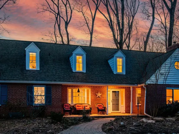 2011 Stockton Rd, Phoenix, MD 21131