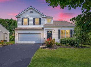 4371 Grand Strand Dr, Grove City, OH 43123