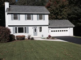 23 Hidden Hills Dr, Queensbury, NY 12804
