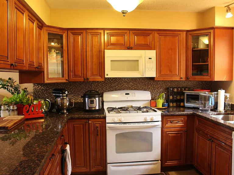 Kitchen 2