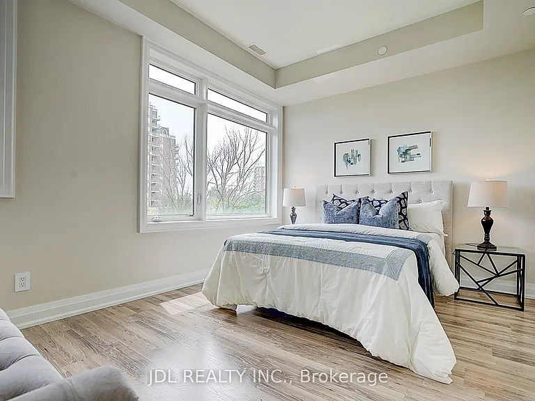 370 Red Maple Rd #D-119 — Photo 41