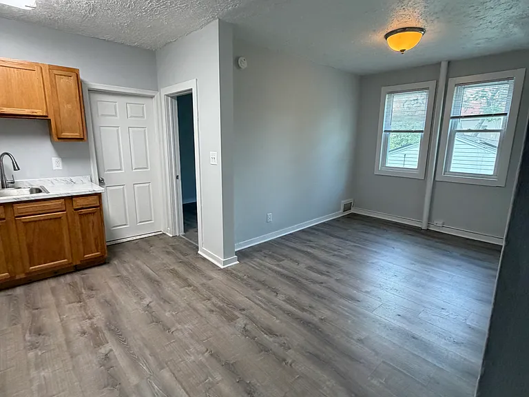 19 Minnetonka Rd #2 — Photo 2