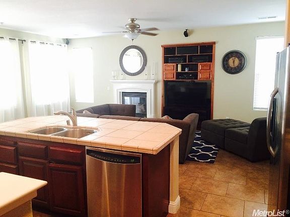 3rd image of 5716 Bridgecross Dr