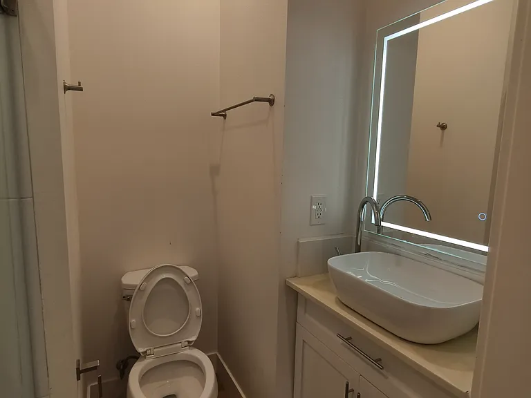 3105 S Normandie Ave #B2 — Photo 17
