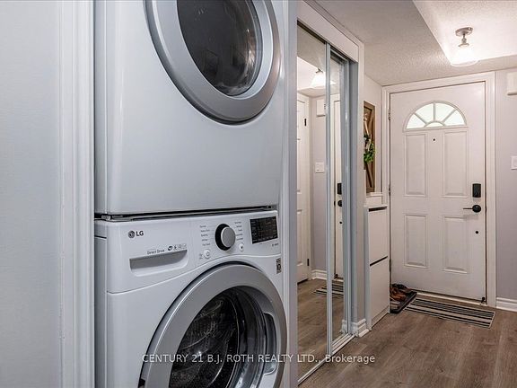 3rd image of 93 Goodwin Dr #5