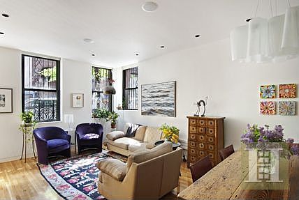 2nd image of 101 W 81st St APT 103