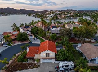 29760 Eagle Point Dr, Canyon Lake, CA 92587