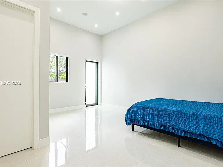 11450 SW 59th Ter — Photo 16