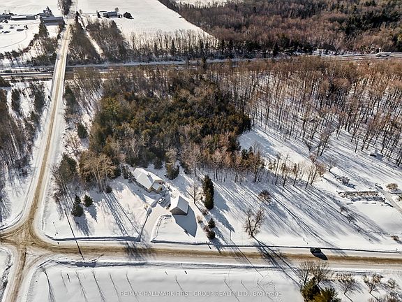 4th image of 426 Gully Rd