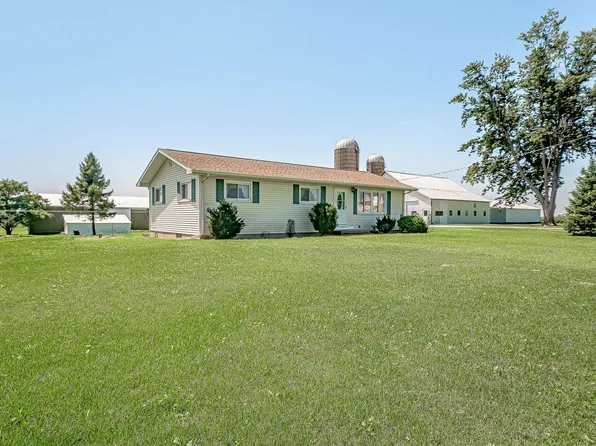 7120 E 300 N, Churubusco, IN 46723