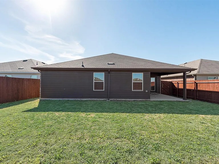 4016 Huntington Dr — Photo 30