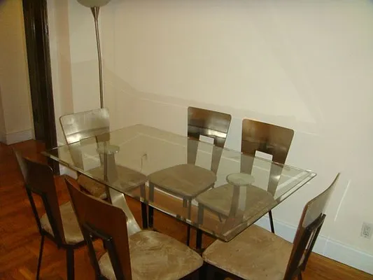 Rented by Luxury Property Group | media 8