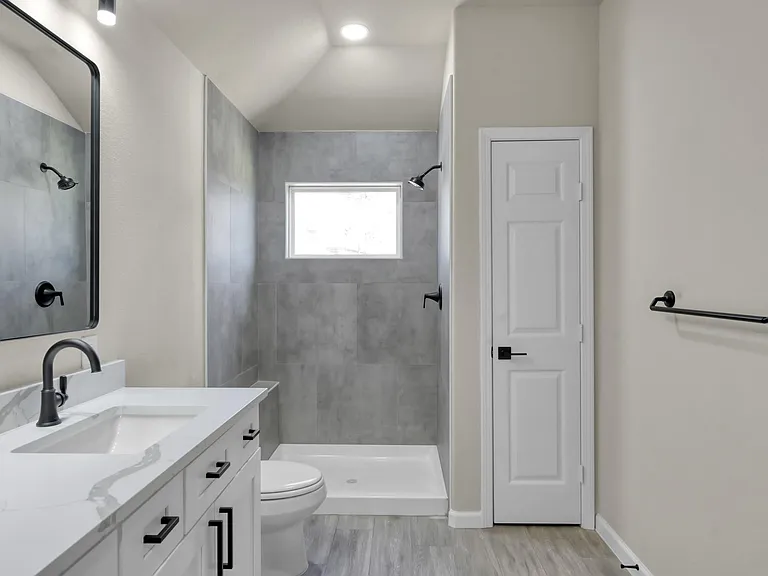 106 Harbor Court Dr — Photo 21