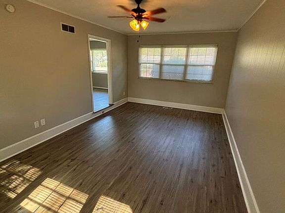 5th image of 1028 Briarbrae Dr