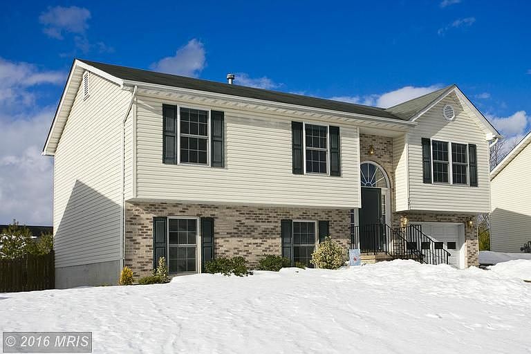 1st image of 121 Paradise Ct