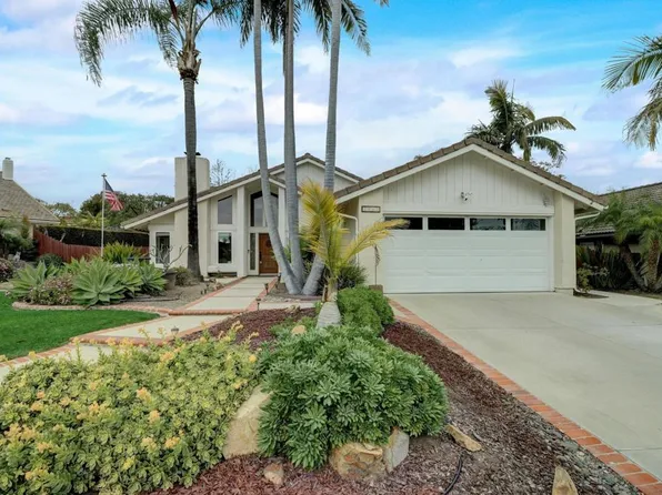7962 Represa Cir, Carlsbad, CA 92009