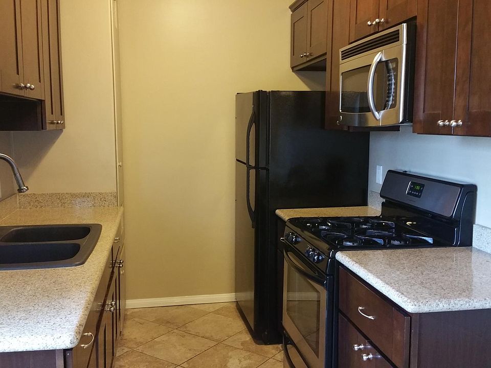 1st image of 5640 N Gladys Ave APT F