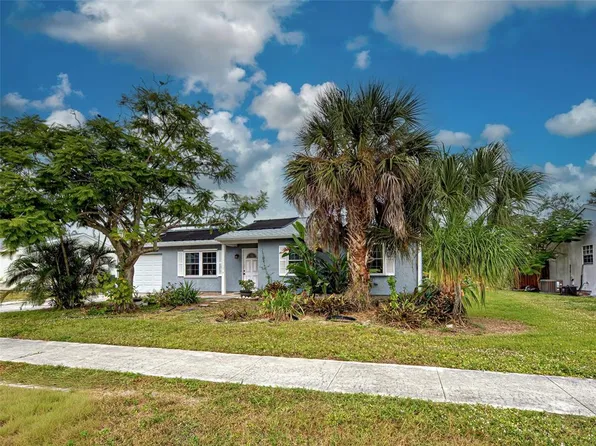 13498 Darnell Ave, Pt Charlotte, FL 33981