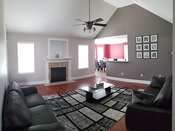 2nd image of 50 Caramel Ln