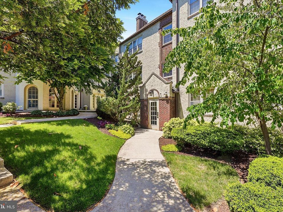 1st image of 212 Idris Rd APT J3