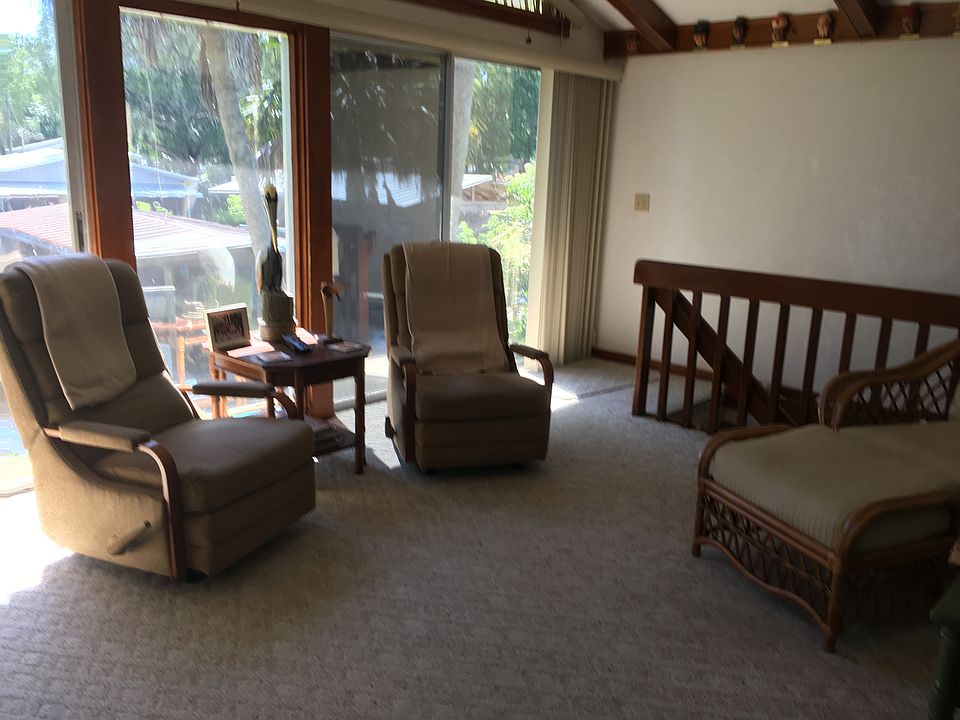 LIVING AREA 1