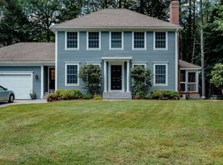 11 Arbor Rd, Falmouth, ME 04105