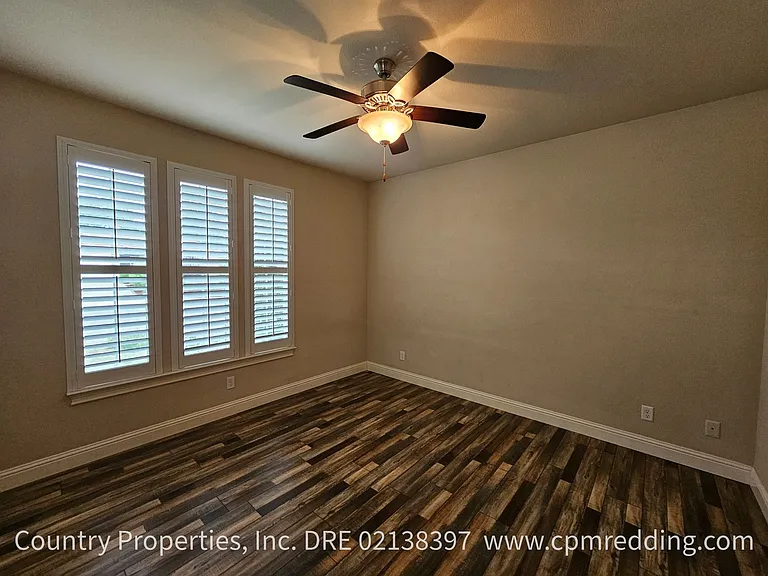 3491 Carlsbad Ln — Photo 18