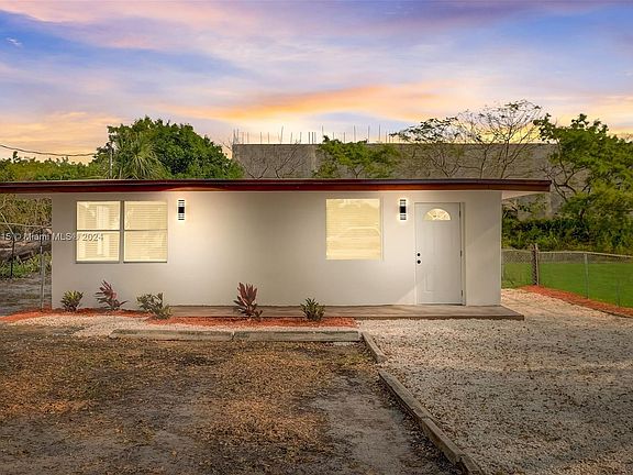 4th image of 2313 NW 20th St