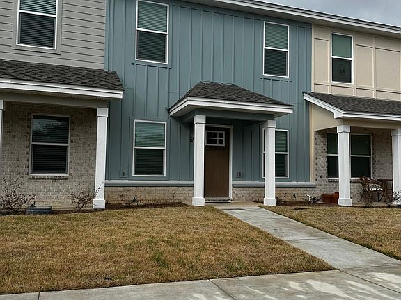 3rd image of 400 Mattie M Kelly Blvd #59/1