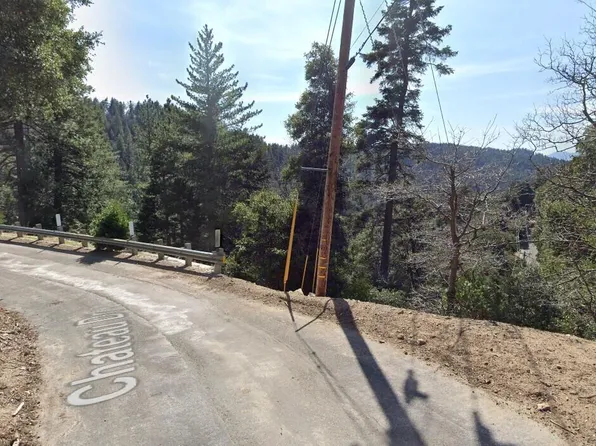 Chateau Dr, Crestline, CA 92325