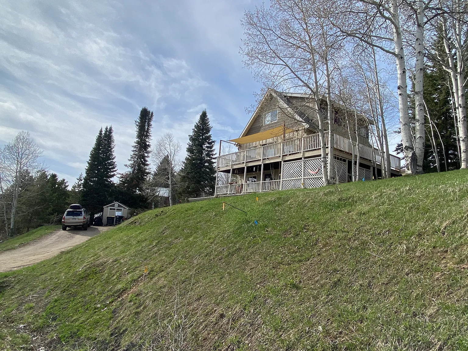 90 Deerfoot Ave — Photo 2