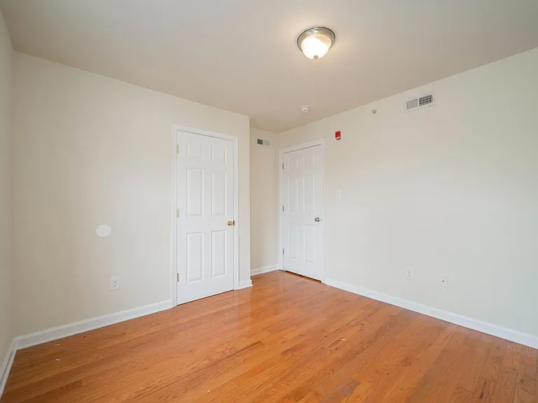 The Mansion — Photo 33