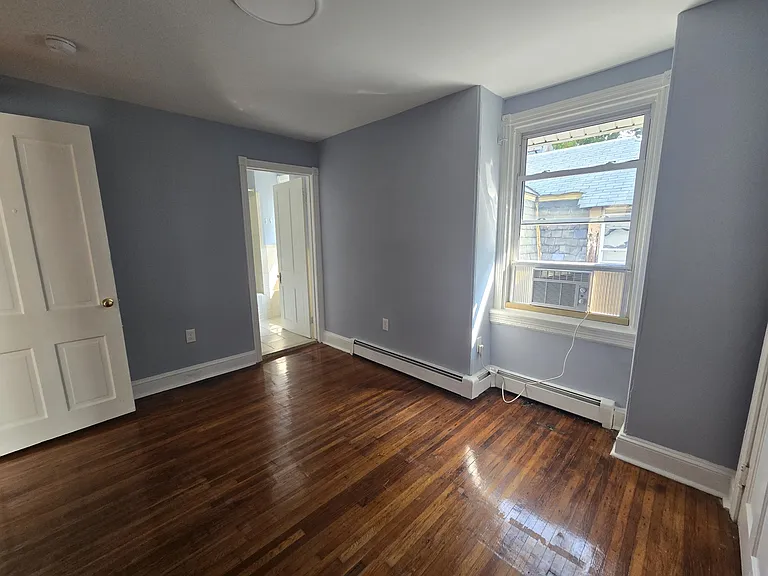 4812 Regent St #3 — Photo 8