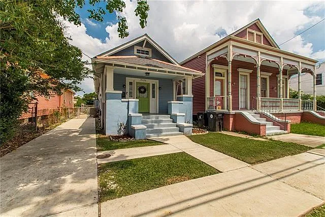 3 bed, 3.0 bath, 1446 sqft, $2,700 — Photo 2
